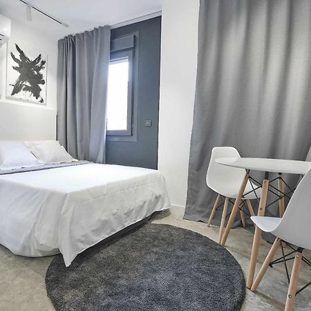 Apartament Giralda Modern Y Luxury Sewilla Zewnętrze zdjęcie